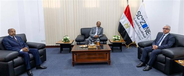الرئيس الإريتري يزور اقتصادية قناة السويس لبحث فرص التعاون والاستثمار المشترك